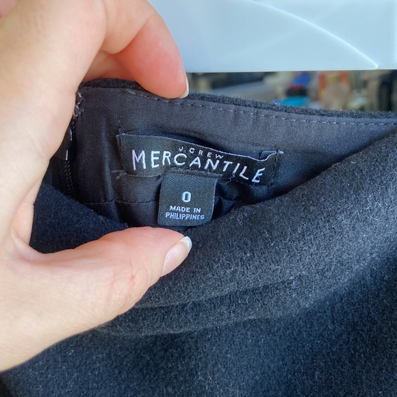 JCREW black mini skirt! - Picture 4 of 4